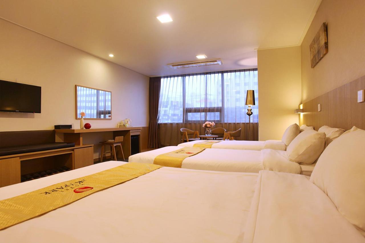 Hotel Skypark Jeju 1 Екстер'єр фото
